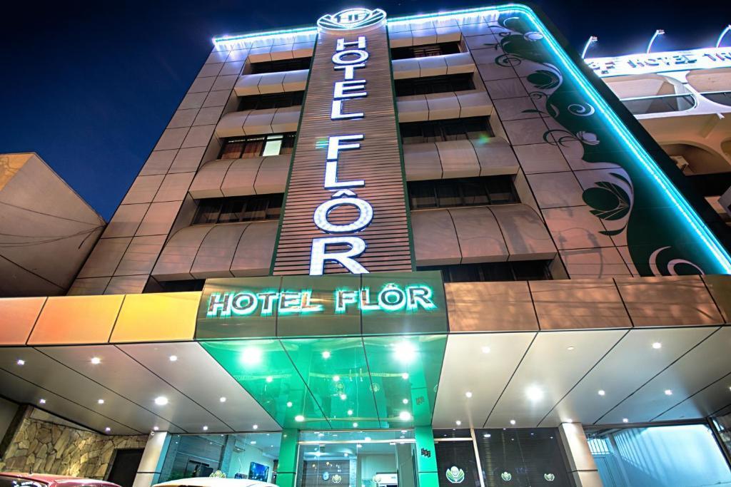 Seibt Palace Hotel ฟอสดูอีกวาซู ภายนอก รูปภาพ